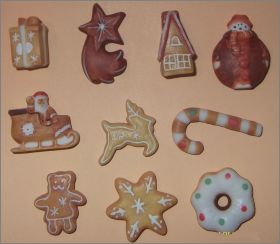 Objets En Pain D'�pices - 10 F�ves Mates - 2009