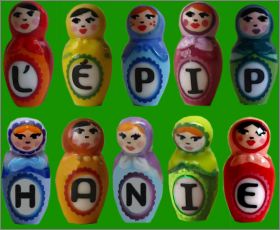 Poup�es de Russie - 10 F�ves Brillantes - Alcara - 2017